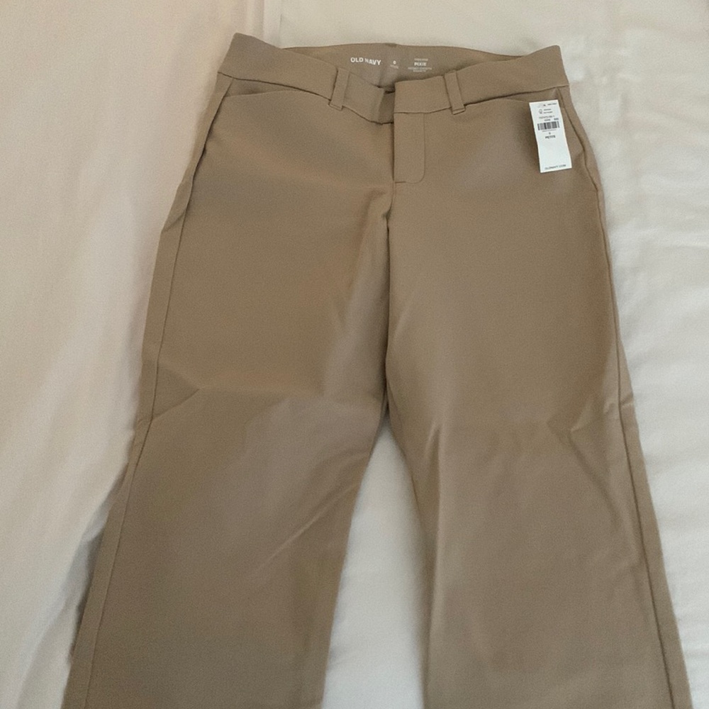 NWT old navy PETITE high rise pixie pants